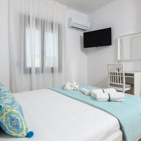 Whitegold Apartments Panagia Panagia  Esterno foto