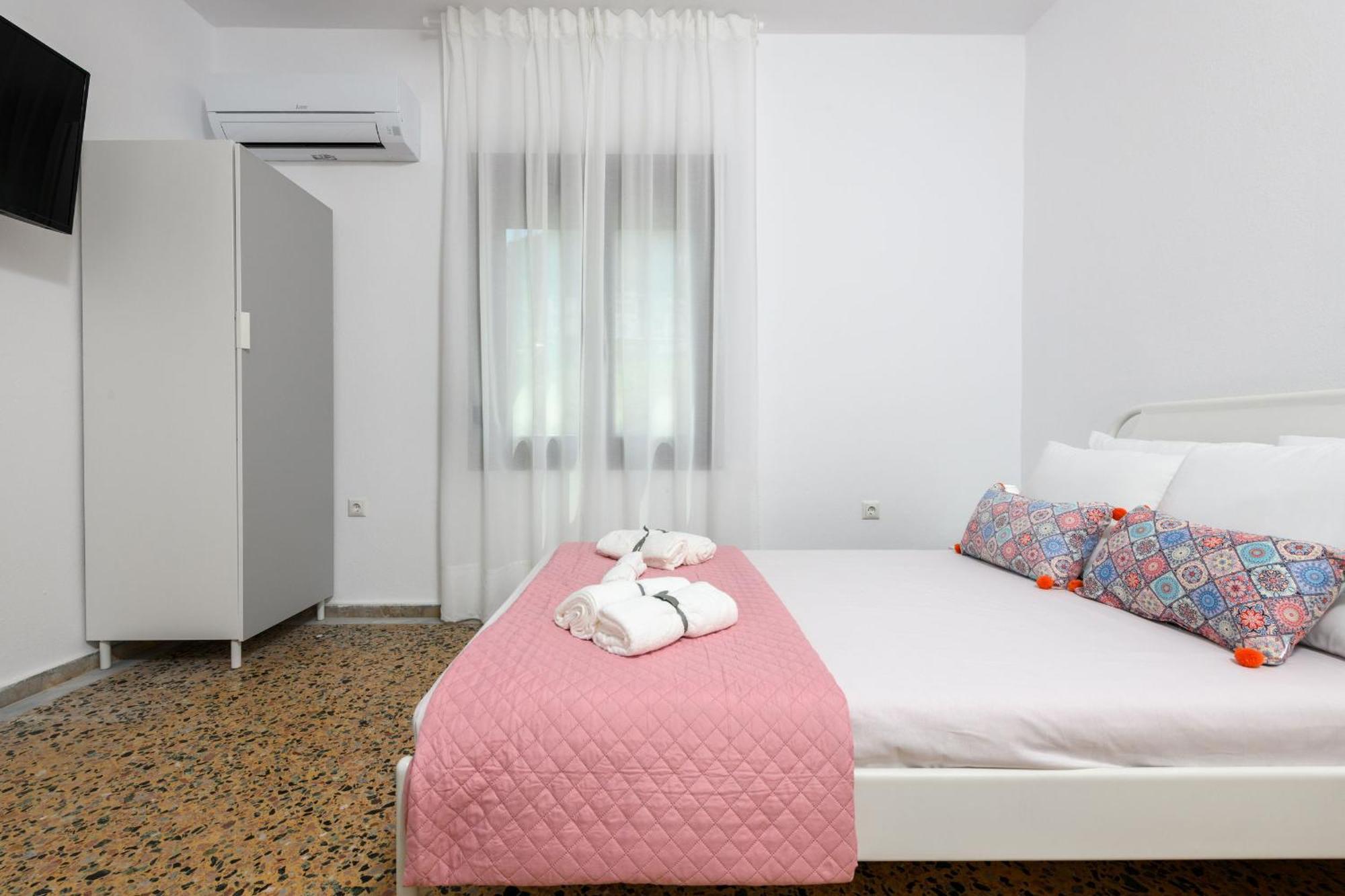 Whitegold Apartments Panagia Panagia  Esterno foto